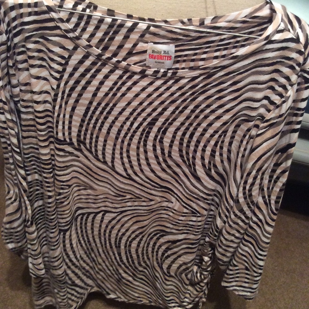 Ruby Rd.  3Xl top - Picture 4 of 5